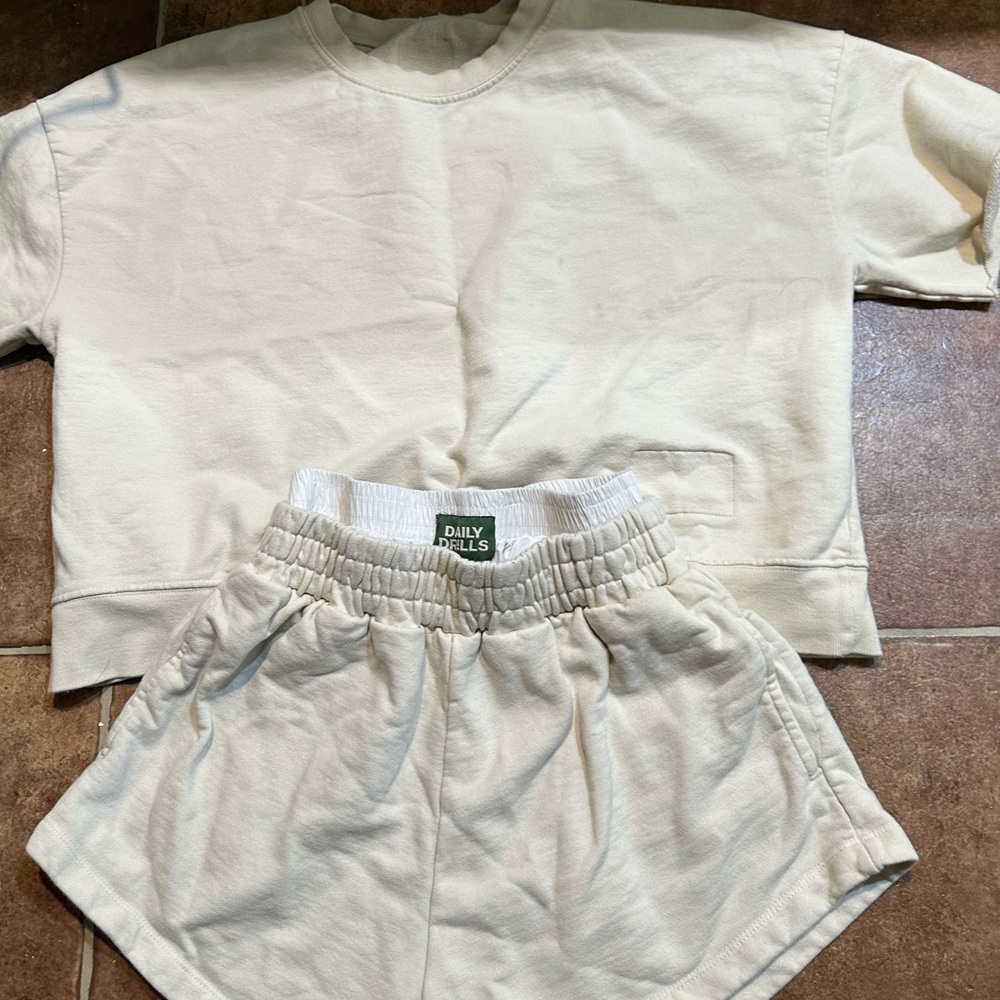 Daily drills sand set